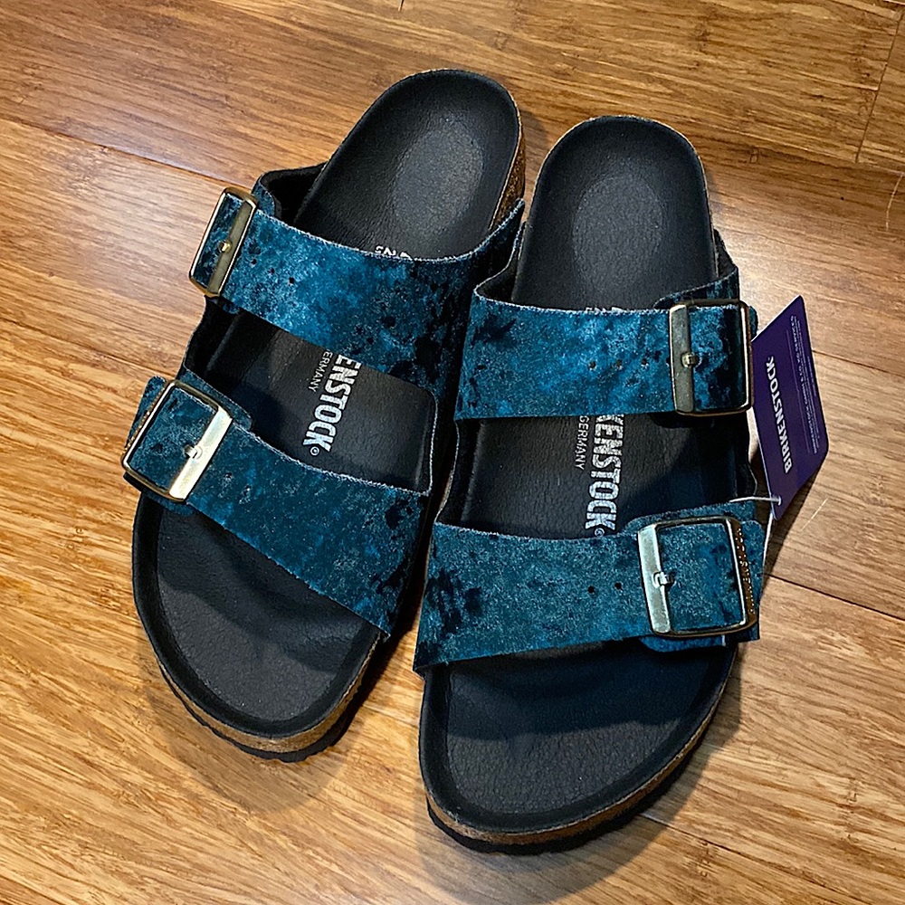 NWT Velvet Green Birkenstocks
